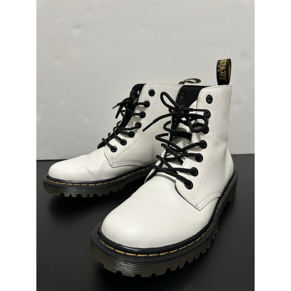 Dr. Martens Luana Boots Women Size 8 White Leather Round Toe Lace Up Combat - Picture 1 of 8